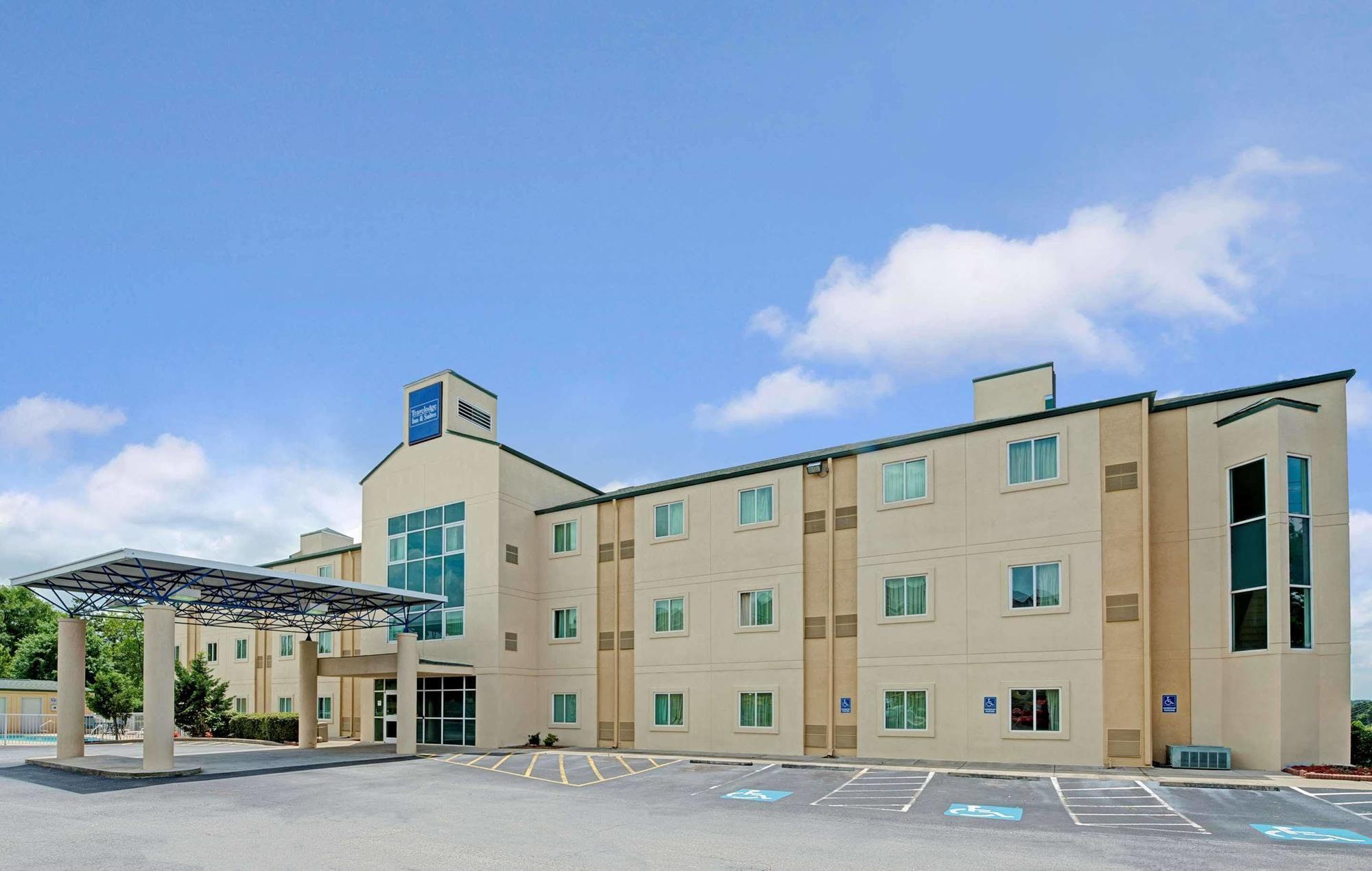 Days Inn & Suites By Wyndham Augusta Near Fort Eisenhower Zewnętrze zdjęcie