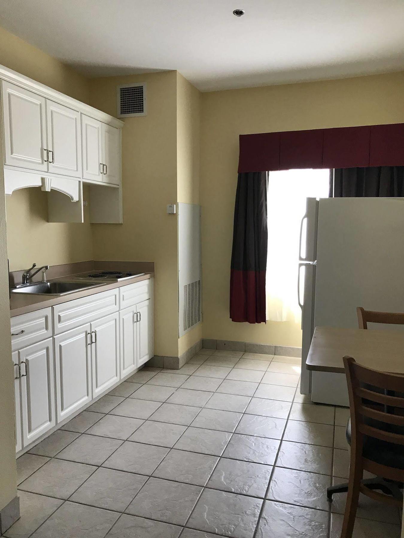 Days Inn & Suites By Wyndham Augusta Near Fort Eisenhower Zewnętrze zdjęcie