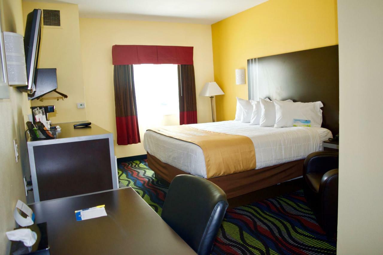 Days Inn & Suites By Wyndham Augusta Near Fort Eisenhower Zewnętrze zdjęcie