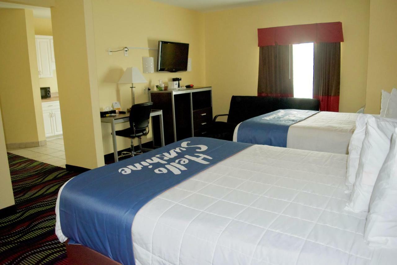 Days Inn & Suites By Wyndham Augusta Near Fort Eisenhower Zewnętrze zdjęcie